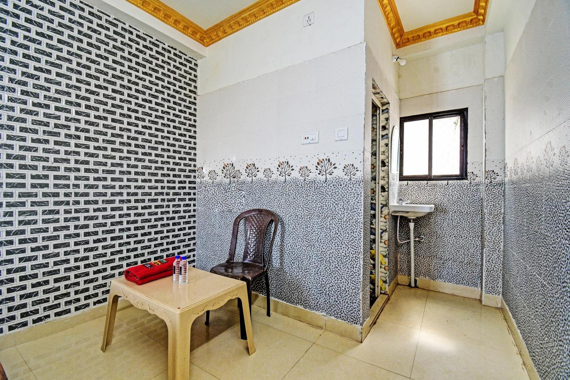 פורי Hotel O Sri Ram Guest House מראה חיצוני תמונה