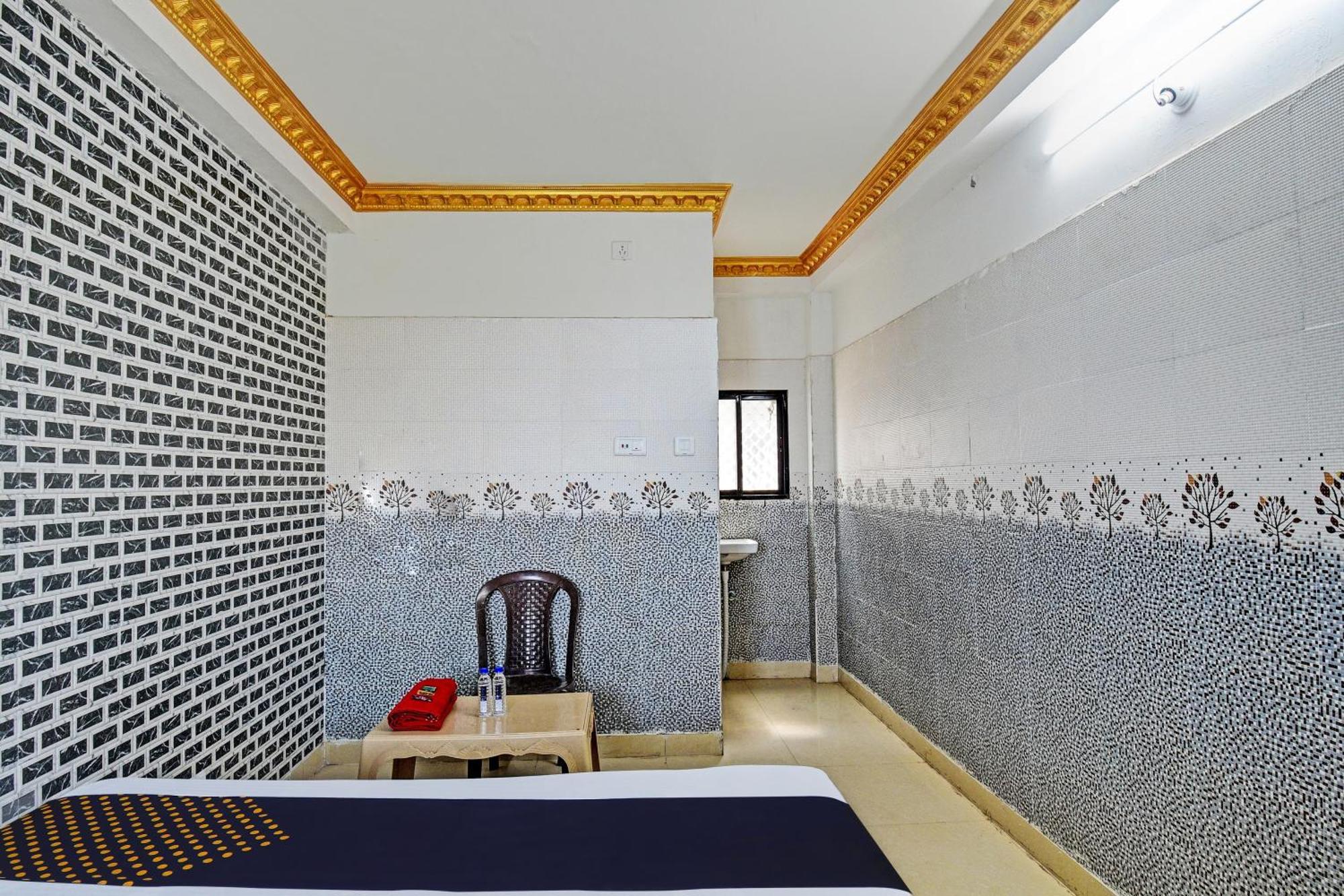 פורי Hotel O Sri Ram Guest House מראה חיצוני תמונה
